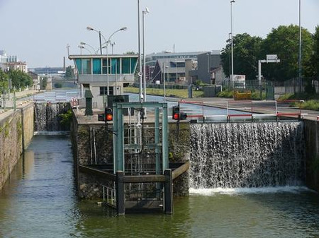 Canal St Denis